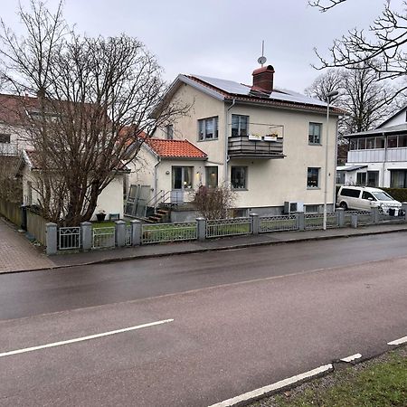 Ferienwohnung Kaellarlaegenhet Floragatan Halmstad Exterior foto